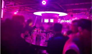컬러 라운지